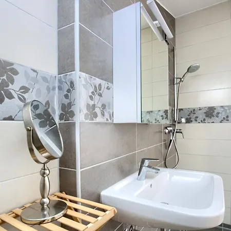 Betiga Apartamento Peroj